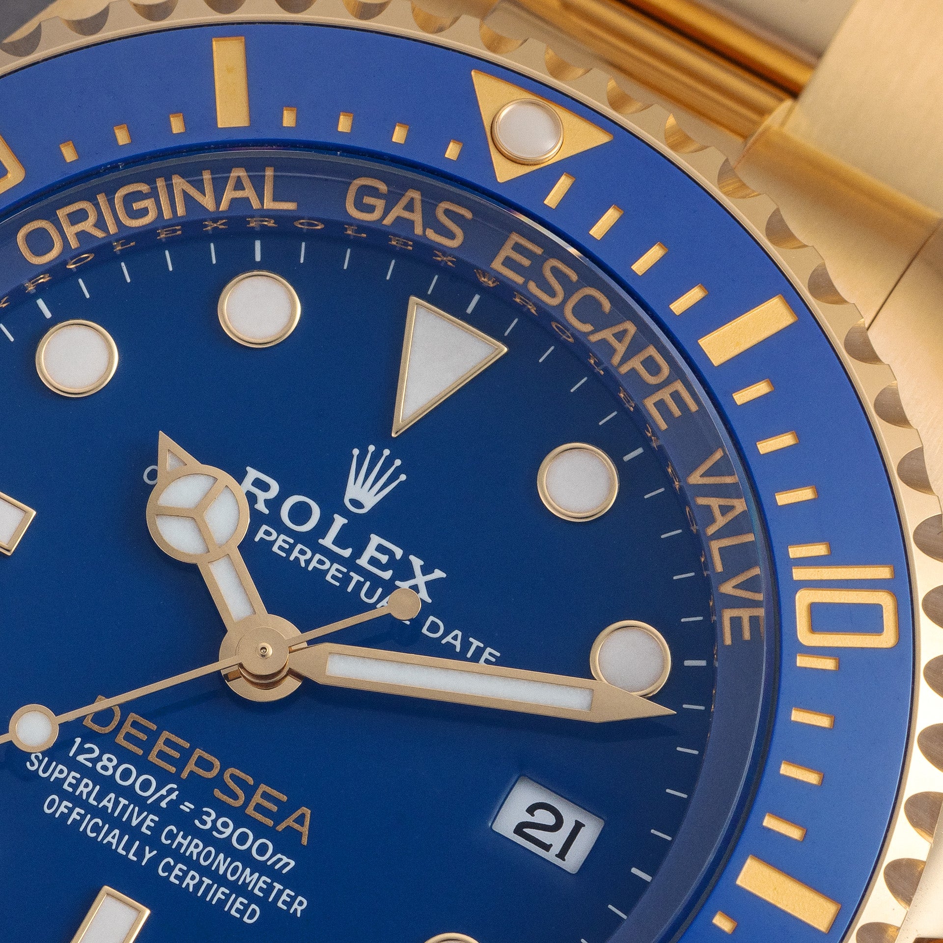 Sea-Dweller Deepsea 136668LB