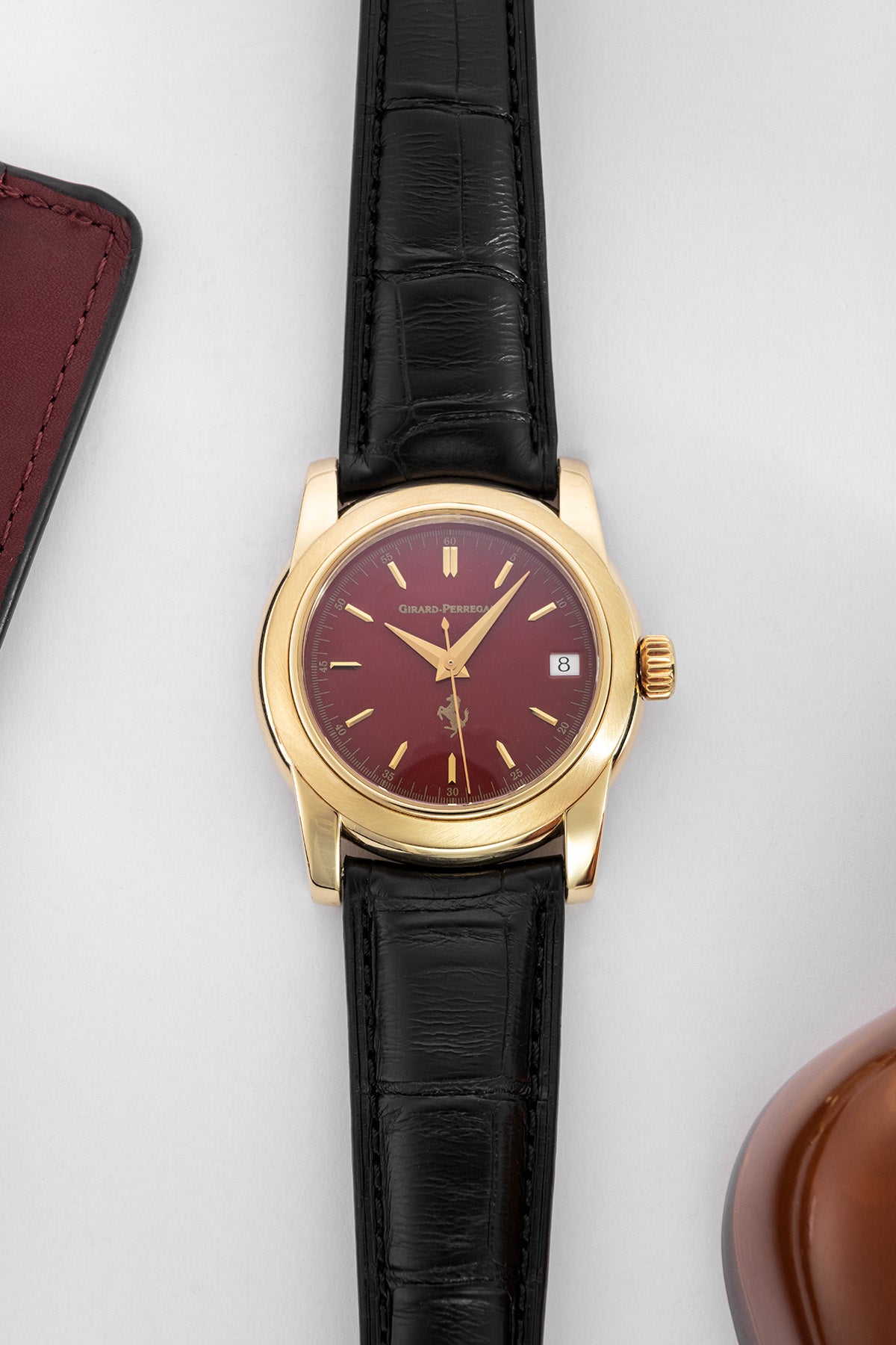 Pour Ferrari 8025 "Solid Gold"