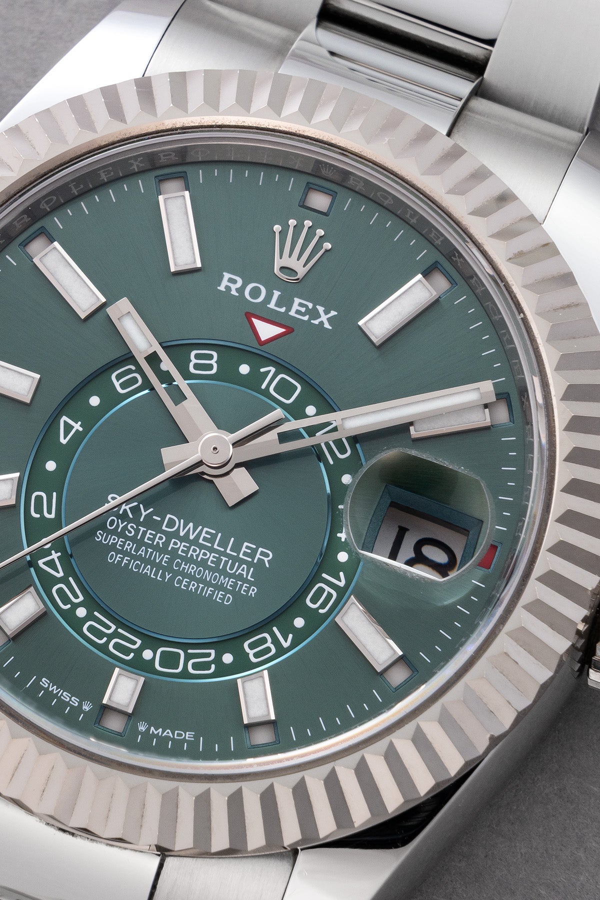 Sky-Dweller 336934 "Green Dial"