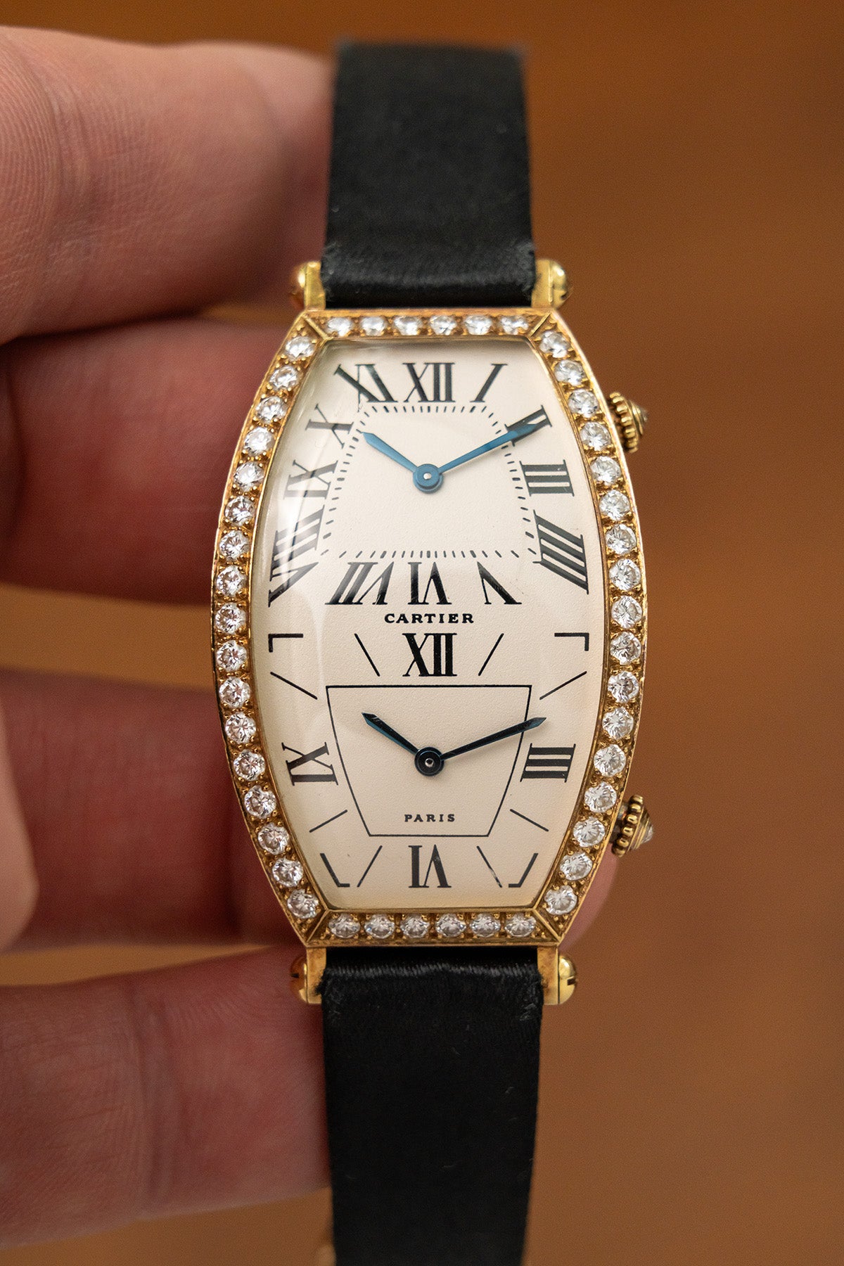 Cartier Tonneau YG "Dual Time"