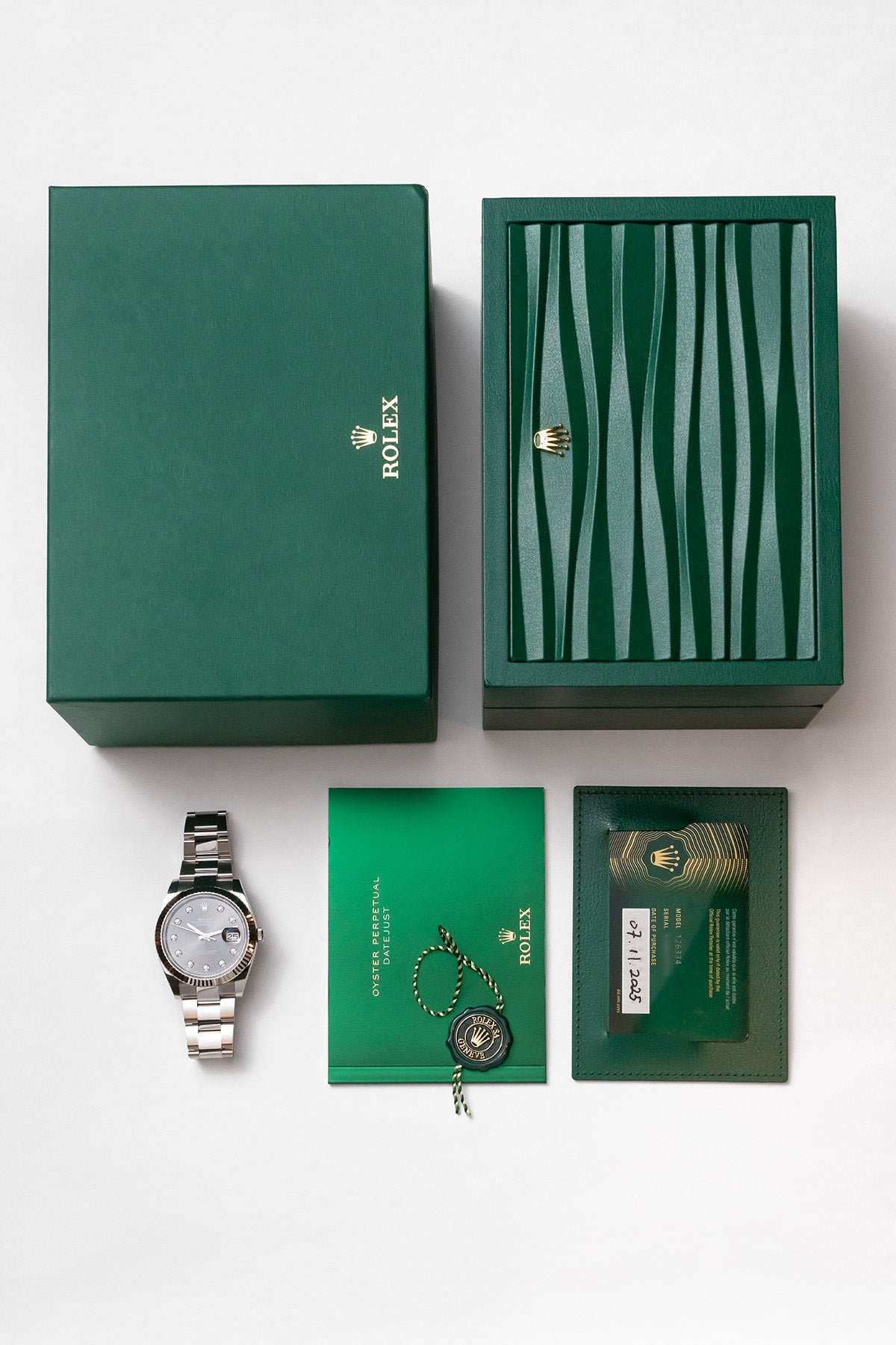 Datejust 126334 "Rhodium Diamonds Dial"