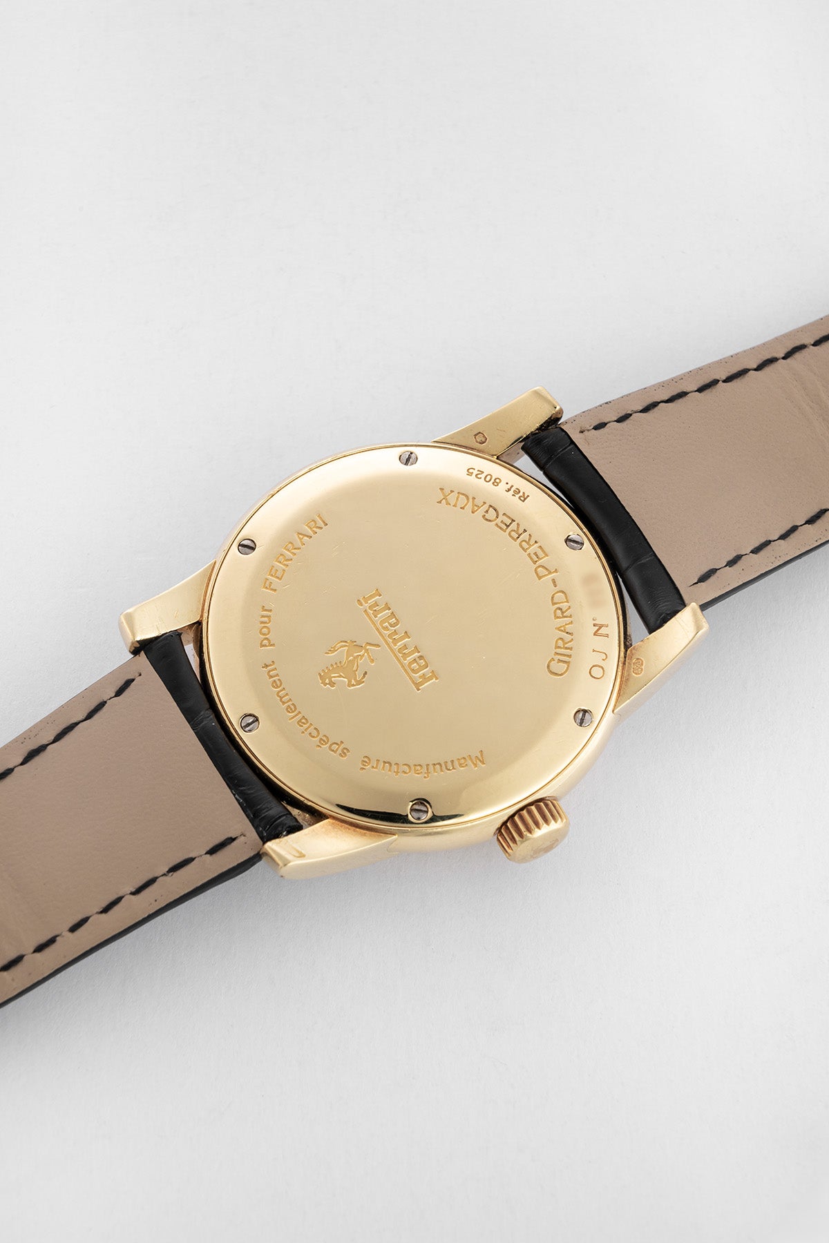 Pour Ferrari 8025 "Solid Gold"