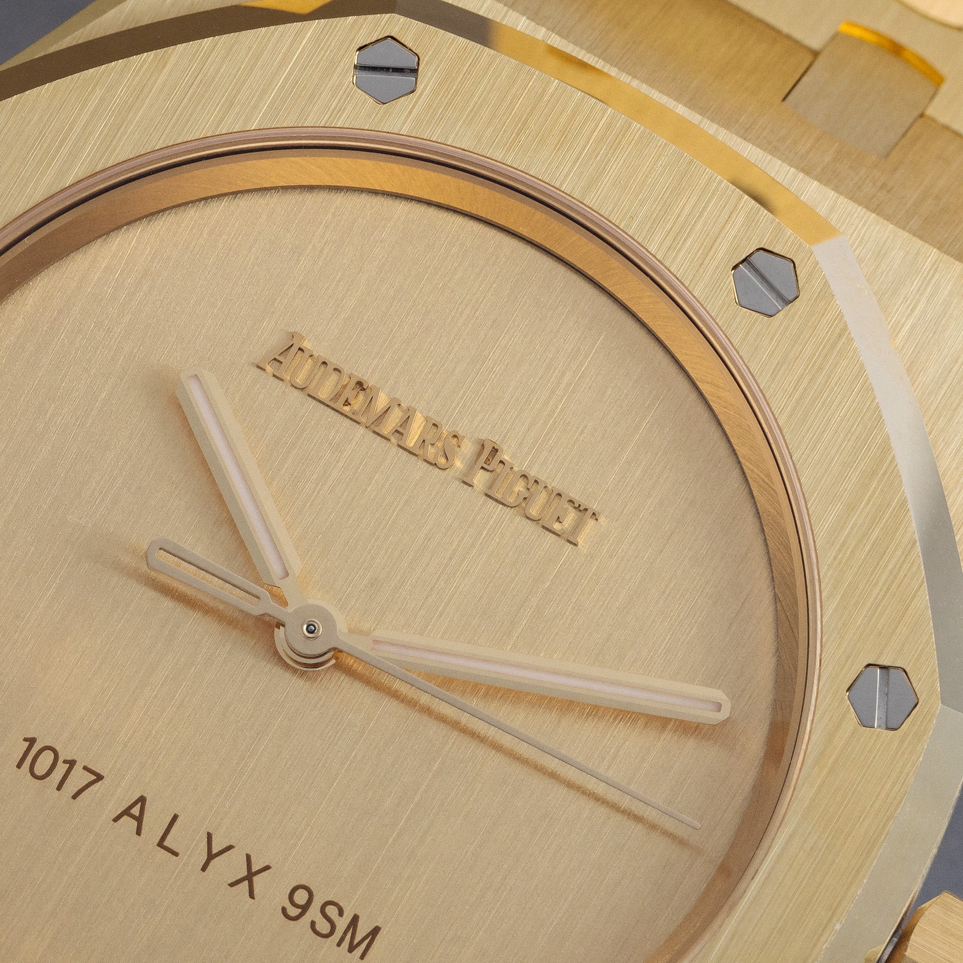 Royal Oak 1017 ALYX 9SM 15550BA.OO.1356BA.02