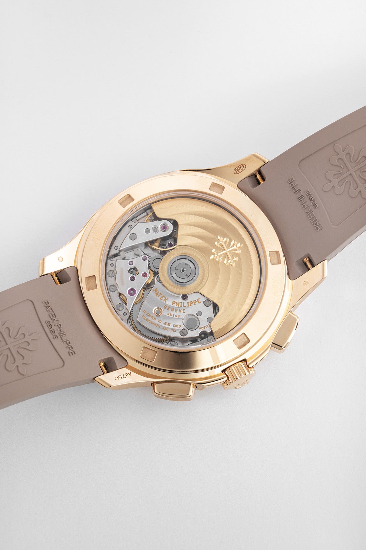 Aquanaut Luce 7968/300R-001 "Rainbow"