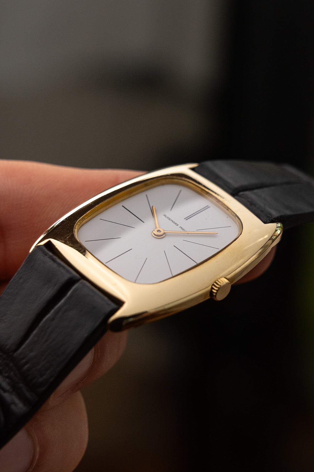 Audemars Piguet "Yellow Gold" Cushion