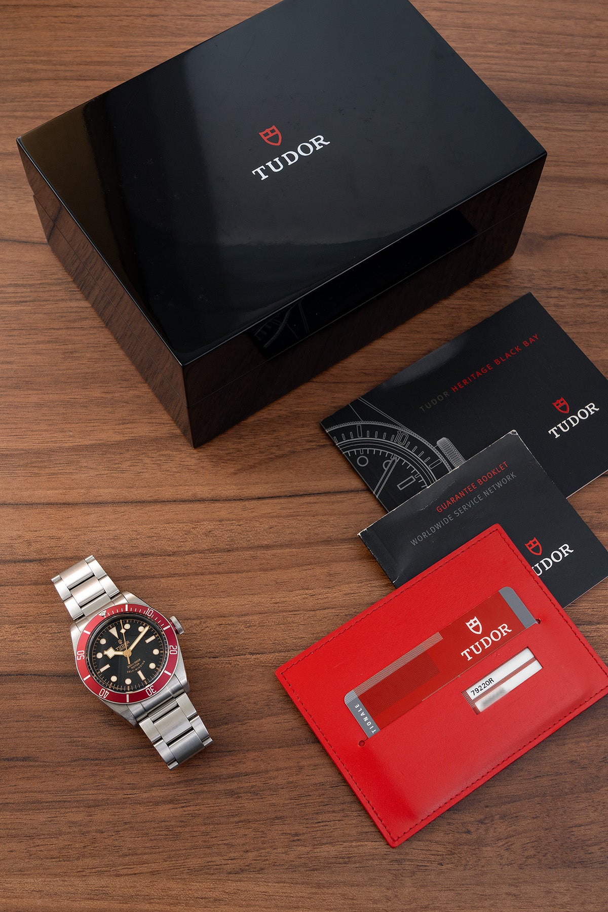 Tudor Blackbay 79220R "Smiley"