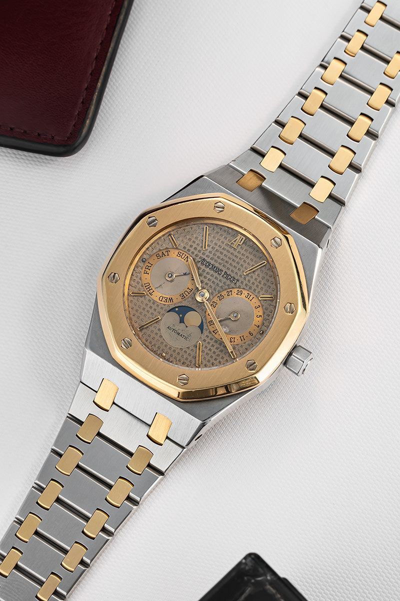 Royal Oak Day-Date 25594SA